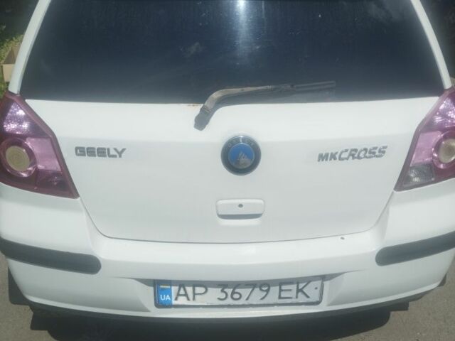 Белый Джили МК Кросс, объемом двигателя 1.5 л и пробегом 277 тыс. км за 2700 $, фото 1 на Automoto.ua