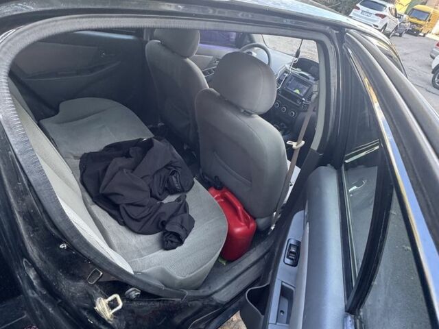 Чорний Джилі МК Крос, об'ємом двигуна 1.5 л та пробігом 129 тис. км за 2300 $, фото 4 на Automoto.ua