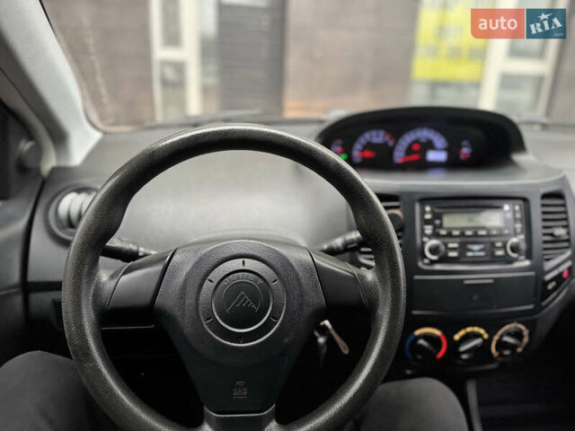 Чорний Джилі МК Крос, об'ємом двигуна 1.5 л та пробігом 100 тис. км за 2500 $, фото 8 на Automoto.ua