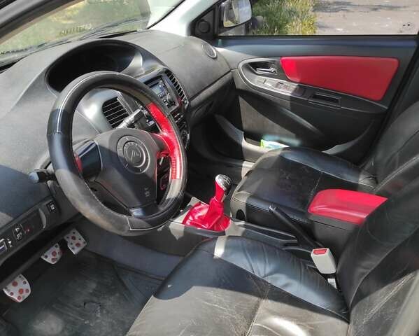 Черный Джили МК Кросс, объемом двигателя 1.5 л и пробегом 255 тыс. км за 3000 $, фото 1 на Automoto.ua