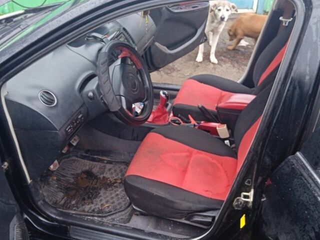 Чорний Джилі МК Крос, об'ємом двигуна 1.5 л та пробігом 335 тис. км за 2500 $, фото 6 на Automoto.ua