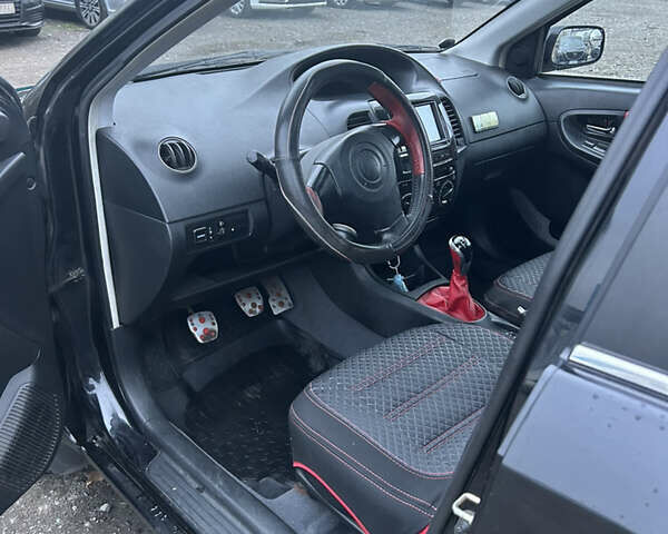 Чорний Джилі МК Крос, об'ємом двигуна 1.5 л та пробігом 103 тис. км за 2999 $, фото 4 на Automoto.ua