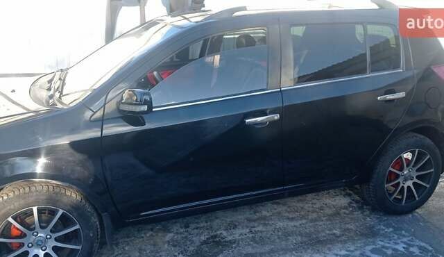 Черный Джили МК Кросс, объемом двигателя 1.5 л и пробегом 180 тыс. км за 3700 $, фото 1 на Automoto.ua