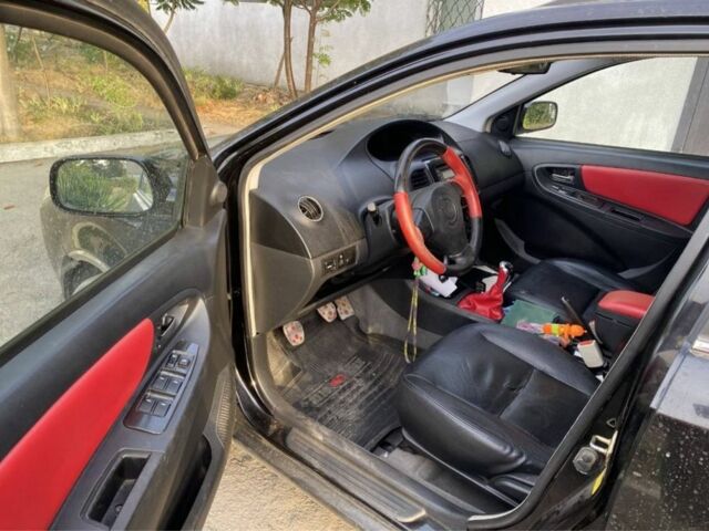 Джили МК Кросс 2012 в Павлограде на Automoto.ua Черный Джили МК Кросс, объемом двигателя 1.5 л и пробегом 1000 тыс. км за 3200 $, фото 6 на Automoto.ua