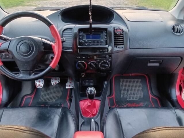 Красный Джили МК Кросс, объемом двигателя 1.5 л и пробегом 352 тыс. км за 2100 $, фото 7 на Automoto.ua