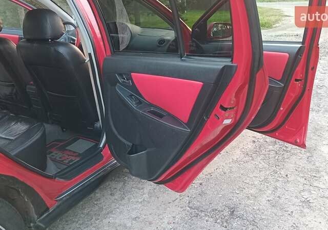 Джили МК Кросс 2012 в Прилуках на Automoto.ua Красный Джили МК Кросс, объемом двигателя 1.5 л и пробегом 250 тыс. км за 2100 $, фото 9 на Automoto.ua