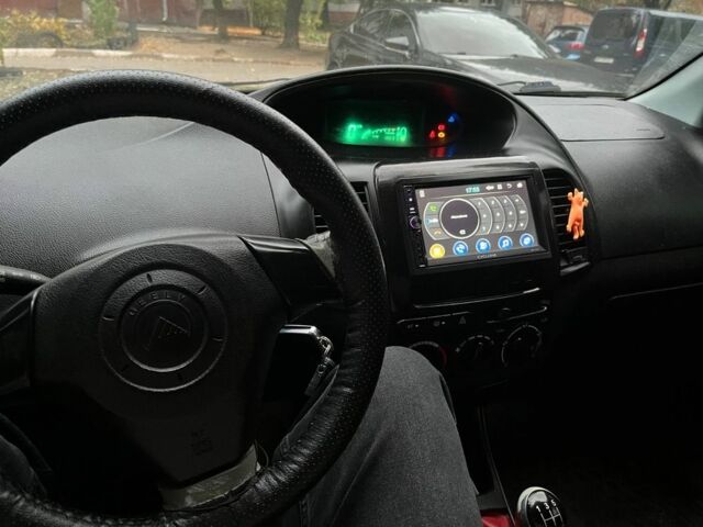 Красный Джили МК Кросс, объемом двигателя 1.5 л и пробегом 230 тыс. км за 1000 $, фото 7 на Automoto.ua