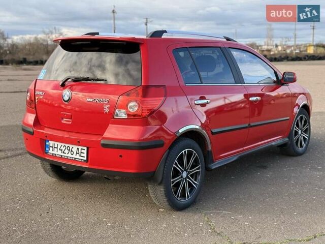 Красный Джили МК Кросс, объемом двигателя 1.5 л и пробегом 28 тыс. км за 4500 $, фото 4 на Automoto.ua