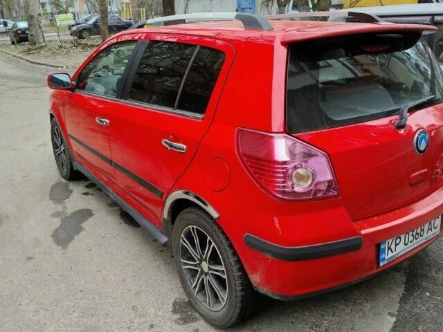 Красный Джили МК Кросс, объемом двигателя 1.5 л и пробегом 31 тыс. км за 2900 $, фото 3 на Automoto.ua