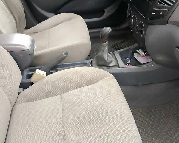 Джили МК Кросс, объемом двигателя 1.5 л и пробегом 291 тыс. км за 2000 $, фото 6 на Automoto.ua