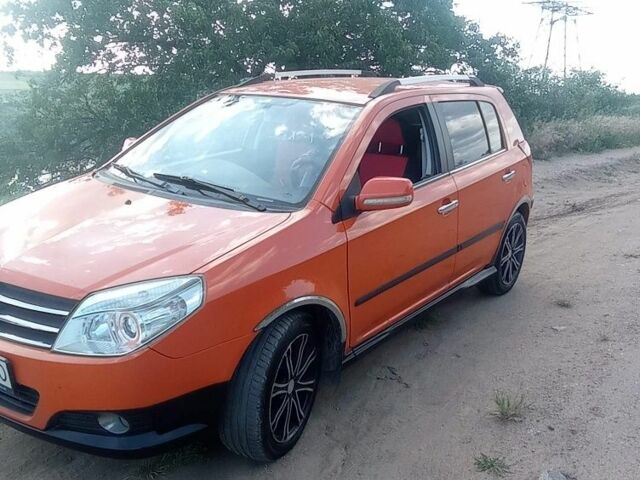 Желтый Джили МК Кросс, объемом двигателя 0 л и пробегом 113 тыс. км за 3600 $, фото 4 на Automoto.ua