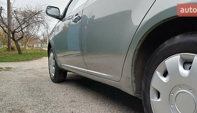 Серый Джили МК Кросс, объемом двигателя 1.5 л и пробегом 90 тыс. км за 2900 $, фото 6 на Automoto.ua