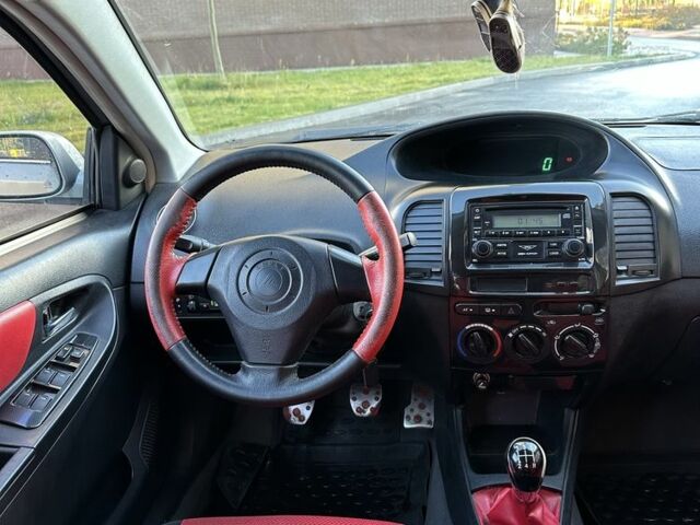 Серый Джили МК Кросс, объемом двигателя 1.5 л и пробегом 126 тыс. км за 2650 $, фото 7 на Automoto.ua