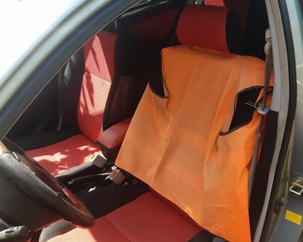 Серый Джили МК Кросс, объемом двигателя 1.5 л и пробегом 880 тыс. км за 3000 $, фото 4 на Automoto.ua