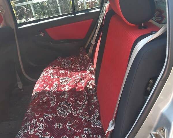 Серый Джили МК Кросс, объемом двигателя 1.5 л и пробегом 880 тыс. км за 3000 $, фото 2 на Automoto.ua