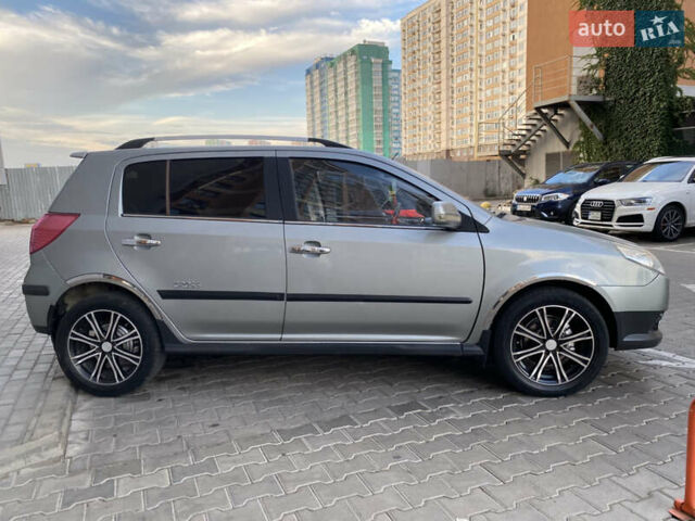 Сірий Джилі МК Крос, об'ємом двигуна 1.5 л та пробігом 120 тис. км за 3800 $, фото 1 на Automoto.ua