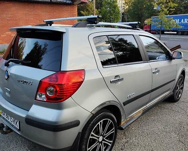 Серый Джили МК Кросс, объемом двигателя 1.5 л и пробегом 68 тыс. км за 3900 $, фото 3 на Automoto.ua