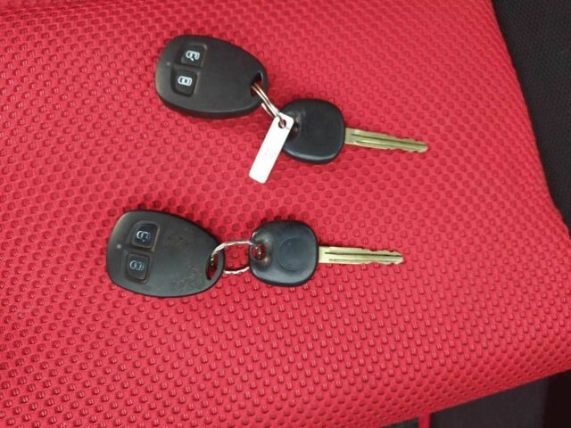 Сірий Джилі МК Крос, об'ємом двигуна 1.5 л та пробігом 107 тис. км за 4200 $, фото 19 на Automoto.ua