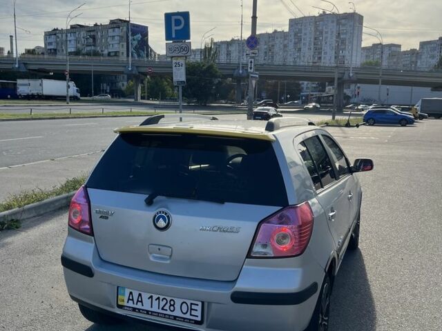 Сірий Джилі МК Крос, об'ємом двигуна 1.6 л та пробігом 80 тис. км за 3300 $, фото 4 на Automoto.ua