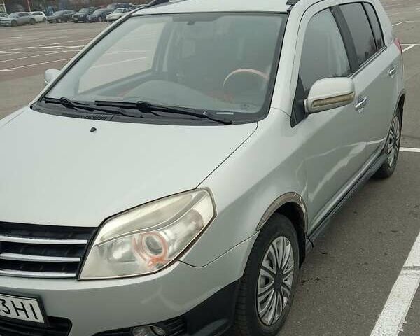 Серый Джили МК Кросс, объемом двигателя 1.5 л и пробегом 84 тыс. км за 3400 $, фото 4 на Automoto.ua