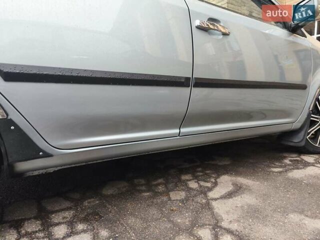 Серый Джили МК Кросс, объемом двигателя 1.5 л и пробегом 101 тыс. км за 3700 $, фото 2 на Automoto.ua