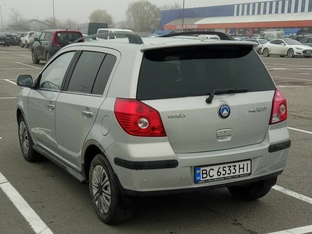 Серый Джили МК Кросс, объемом двигателя 1.5 л и пробегом 84 тыс. км за 3437 $, фото 3 на Automoto.ua