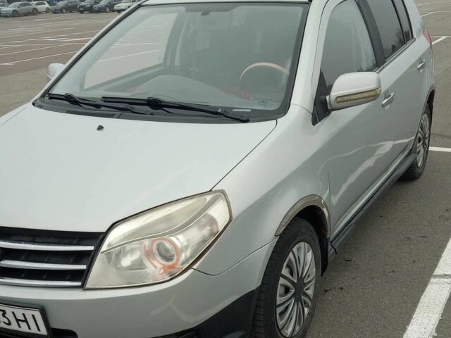 Серый Джили МК Кросс, объемом двигателя 1.5 л и пробегом 84 тыс. км за 3437 $, фото 1 на Automoto.ua