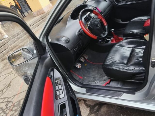 Сірий Джилі МК Крос, об'ємом двигуна 1.5 л та пробігом 101 тис. км за 3700 $, фото 4 на Automoto.ua