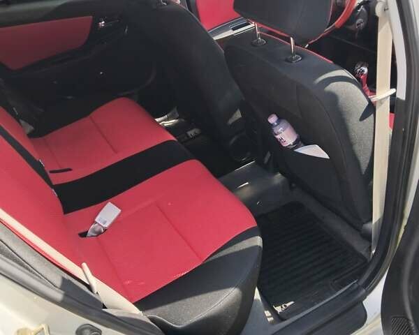 Сірий Джилі МК Крос, об'ємом двигуна 1.5 л та пробігом 80 тис. км за 3600 $, фото 1 на Automoto.ua