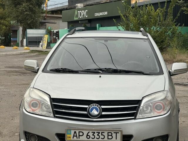 Сірий Джилі МК Крос, об'ємом двигуна 1.5 л та пробігом 200 тис. км за 2500 $, фото 1 на Automoto.ua
