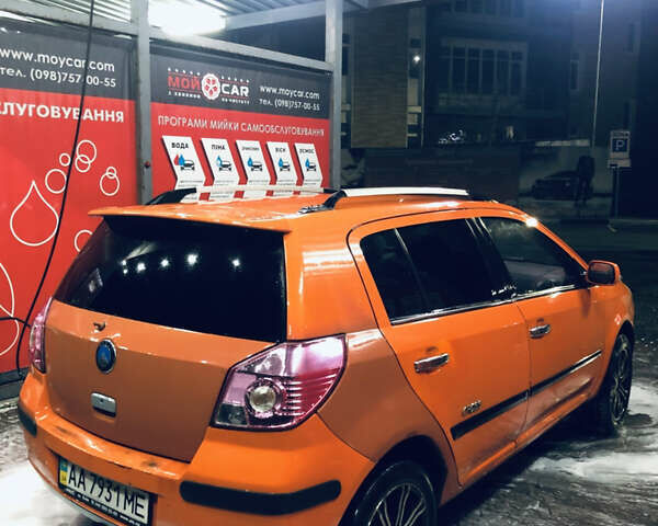 Помаранчевий Джилі МК Крос, об'ємом двигуна 1.5 л та пробігом 180 тис. км за 1900 $, фото 3 на Automoto.ua