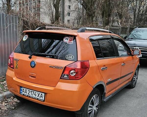 Помаранчевий Джилі МК Крос, об'ємом двигуна 1.5 л та пробігом 111 тис. км за 3500 $, фото 2 на Automoto.ua