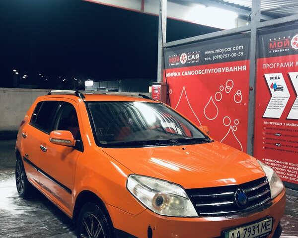 Помаранчевий Джилі МК Крос, об'ємом двигуна 1.5 л та пробігом 180 тис. км за 1900 $, фото 2 на Automoto.ua