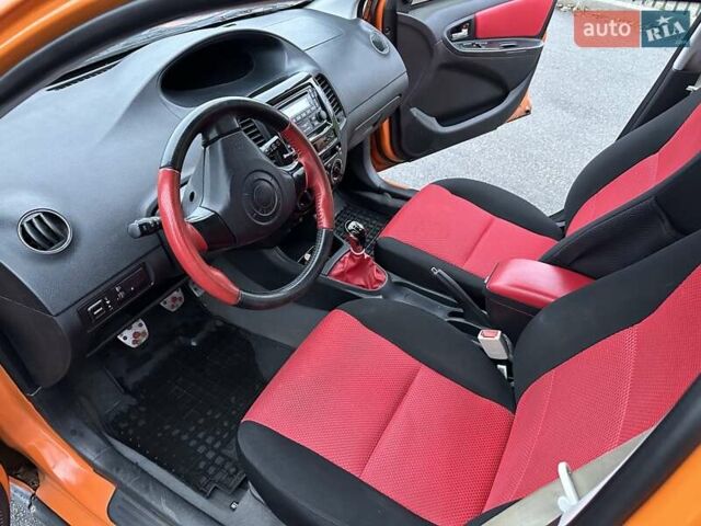 Помаранчевий Джилі МК Крос, об'ємом двигуна 1.5 л та пробігом 89 тис. км за 4100 $, фото 19 на Automoto.ua
