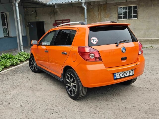 Помаранчевий Джилі МК Крос, об'ємом двигуна 1.5 л та пробігом 122 тис. км за 4200 $, фото 8 на Automoto.ua