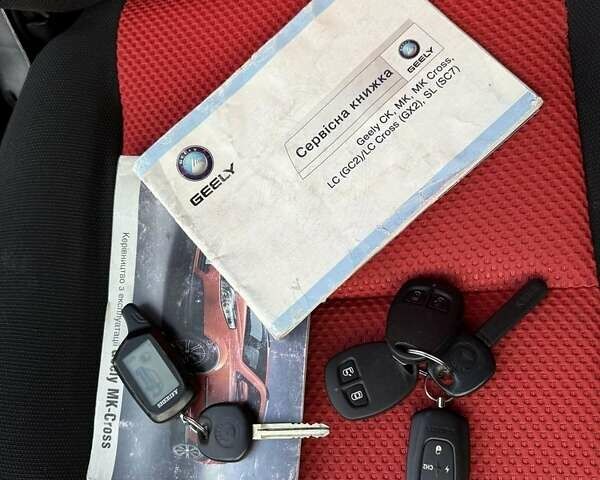 Оранжевый Джили МК Кросс, объемом двигателя 1.5 л и пробегом 90 тыс. км за 2599 $, фото 8 на Automoto.ua