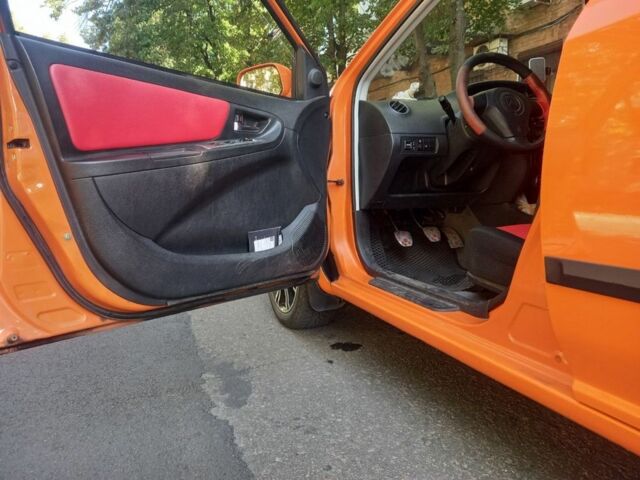 Оранжевый Джили МК Кросс, объемом двигателя 1.5 л и пробегом 85 тыс. км за 4000 $, фото 5 на Automoto.ua