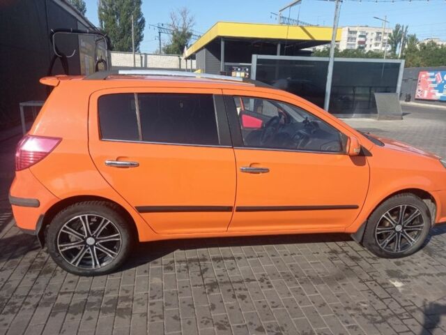 Оранжевый Джили МК Кросс, объемом двигателя 1.5 л и пробегом 85 тыс. км за 4000 $, фото 1 на Automoto.ua