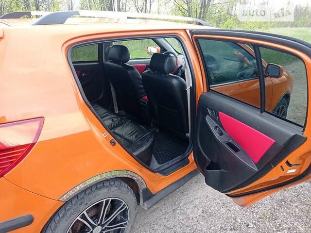 Оранжевый Джили МК Кросс, объемом двигателя 1.5 л и пробегом 69 тыс. км за 4700 $, фото 19 на Automoto.ua