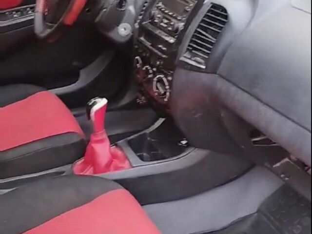 Оранжевый Джили МК Кросс, объемом двигателя 1.5 л и пробегом 250 тыс. км за 1300 $, фото 1 на Automoto.ua