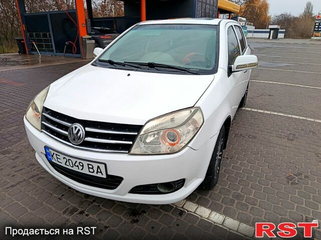 Білий Джилі МК, об'ємом двигуна 1.5 л та пробігом 170 тис. км за 2500 $, фото 2 на Automoto.ua