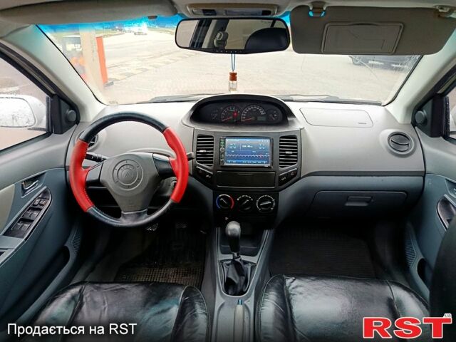 Белый Джили МК, объемом двигателя 1.5 л и пробегом 170 тыс. км за 2500 $, фото 9 на Automoto.ua