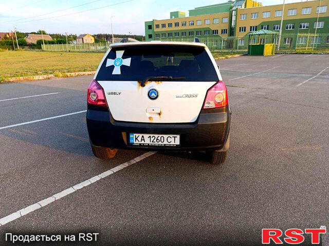 Білий Джилі МК, об'ємом двигуна 1.5 л та пробігом 190 тис. км за 3000 $, фото 7 на Automoto.ua