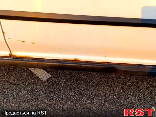 Білий Джилі МК, об'ємом двигуна 1.5 л та пробігом 190 тис. км за 3000 $, фото 3 на Automoto.ua