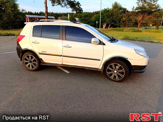 Білий Джилі МК, об'ємом двигуна 1.5 л та пробігом 190 тис. км за 3000 $, фото 5 на Automoto.ua