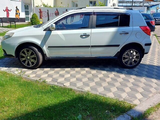 Белый Джили МК, объемом двигателя 1.5 л и пробегом 117 тыс. км за 3800 $, фото 6 на Automoto.ua