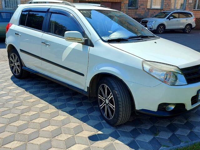 Белый Джили МК, объемом двигателя 1.5 л и пробегом 117 тыс. км за 3800 $, фото 5 на Automoto.ua