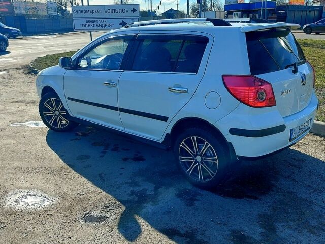 Белый Джили МК, объемом двигателя 1.5 л и пробегом 117 тыс. км за 3800 $, фото 2 на Automoto.ua