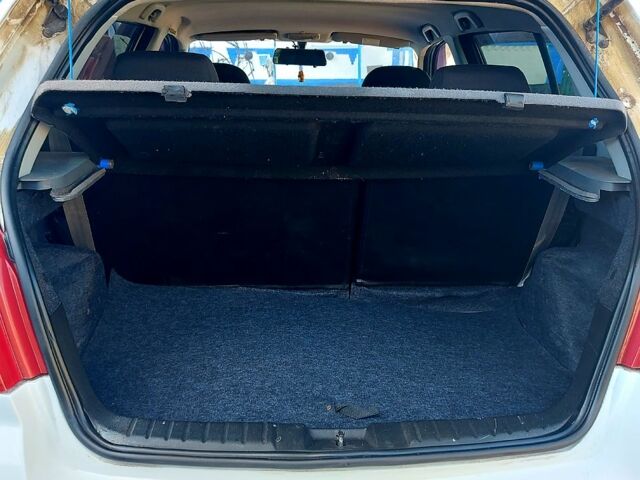 Белый Джили МК, объемом двигателя 1.5 л и пробегом 117 тыс. км за 3800 $, фото 11 на Automoto.ua