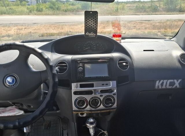 Білий Джилі МК, об'ємом двигуна 1.6 л та пробігом 260 тис. км за 1400 $, фото 2 на Automoto.ua